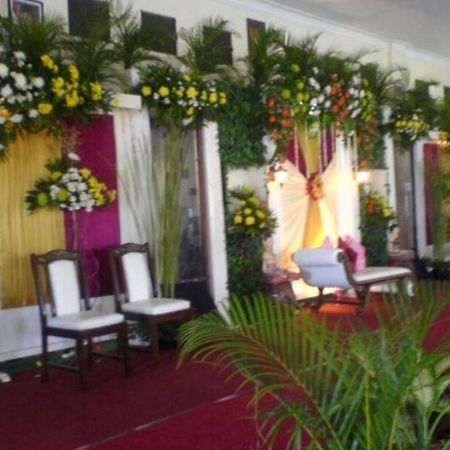 King Hotel Wates (Yogyakarta) Exterior foto