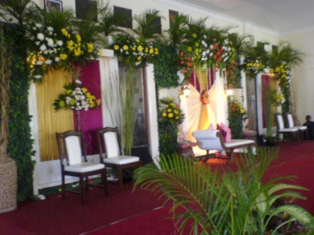 King Hotel Wates (Yogyakarta) Exterior foto