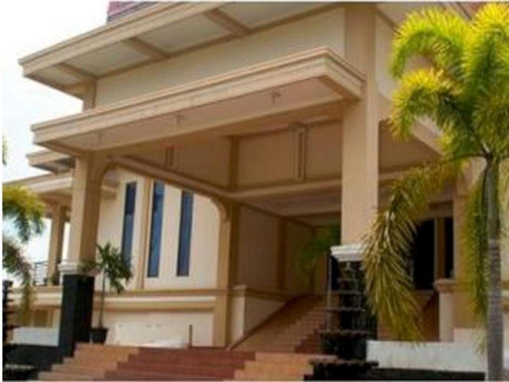 King Hotel Wates (Yogyakarta) Exterior foto